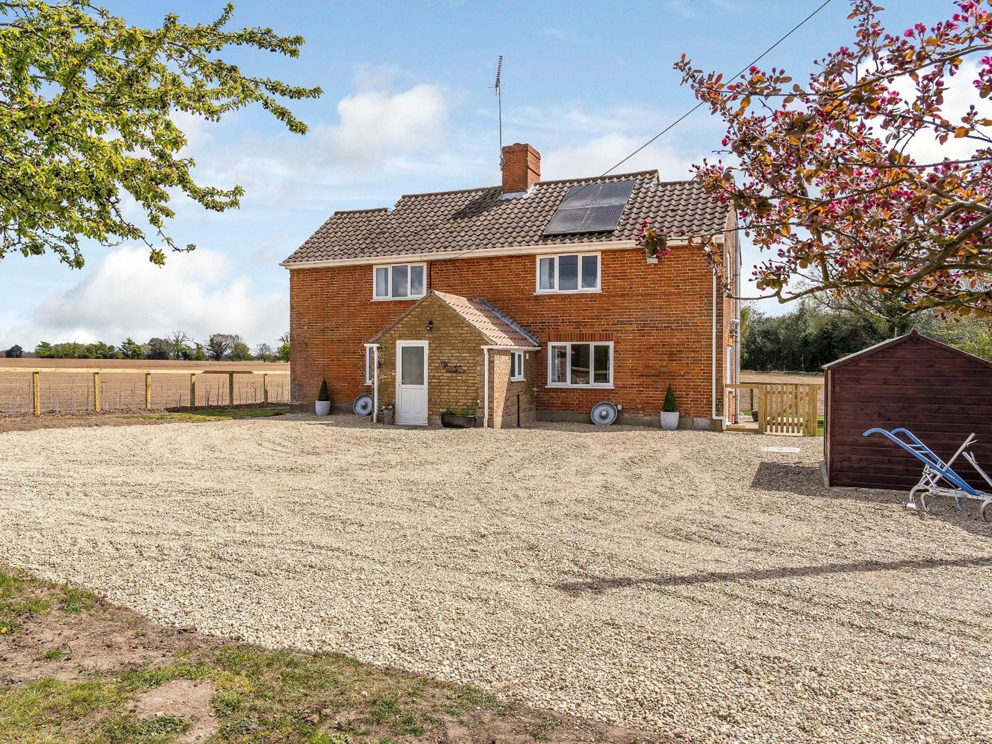Old Alton Hall Farmhouse Tattingstone Exterior foto